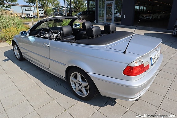 BMW 320 12 of 21