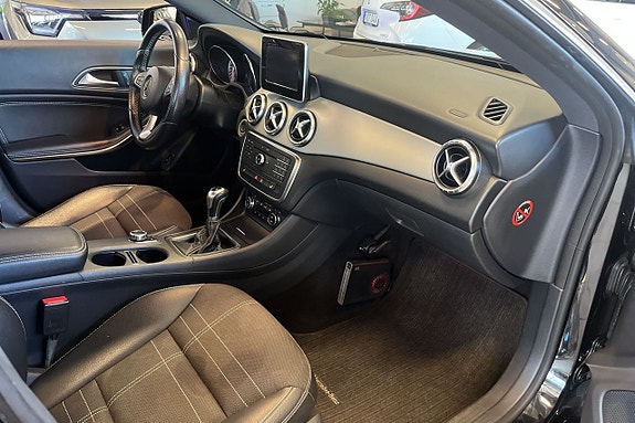 Mercedes-Benz CLA200 9 of 11