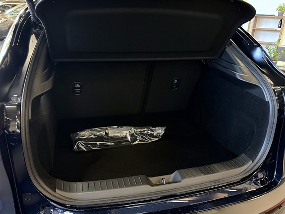 Mazda CX-30 18 of 19