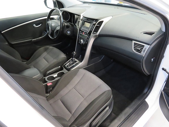 Hyundai i30 4 of 7