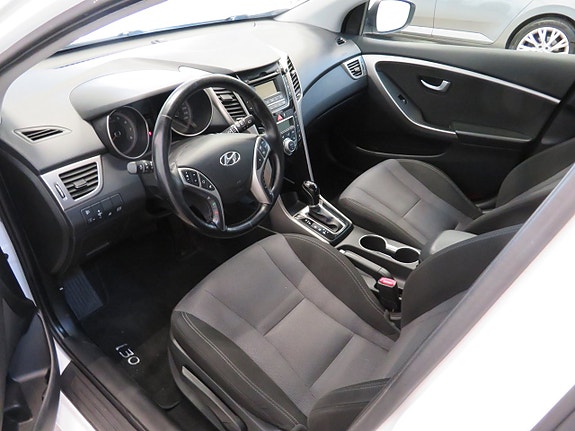 Hyundai i30 5 of 7