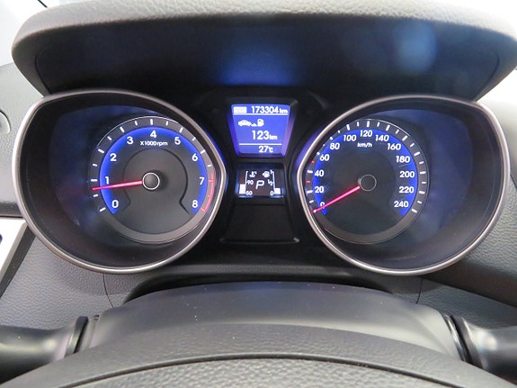 Hyundai i30 6 of 7