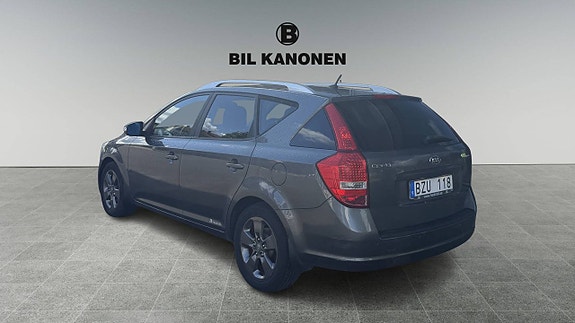Kia Ceed 5 of 10