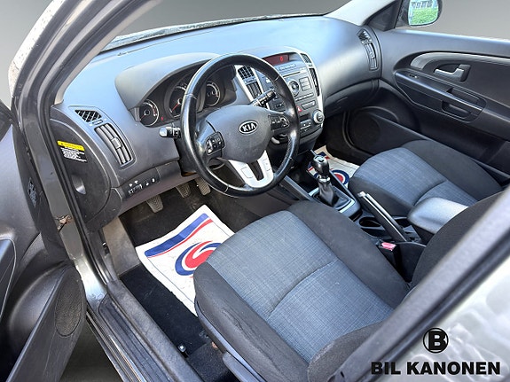 Kia Ceed 7 of 10