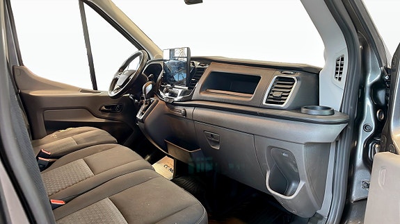 Ford Transit 3 of 5