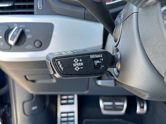 Audi A4 17 of 18