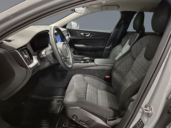 Volvo V60 6 of 12