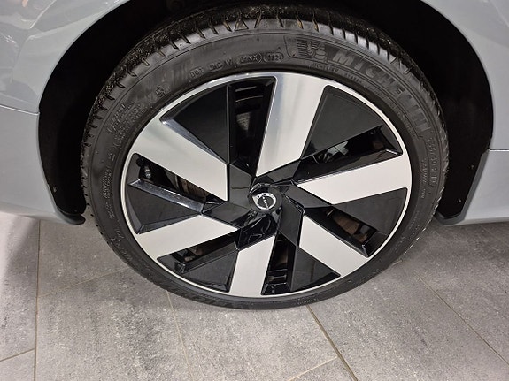 Volvo V60 10 of 12