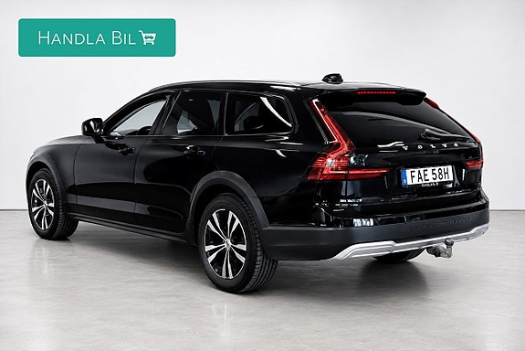 Volvo V90 Cross Country 7 of 17