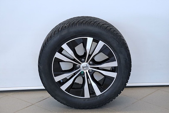 Volvo V90 Cross Country 17 of 17