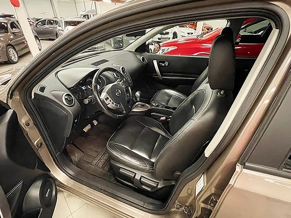 Nissan Qashqai 4 of 5