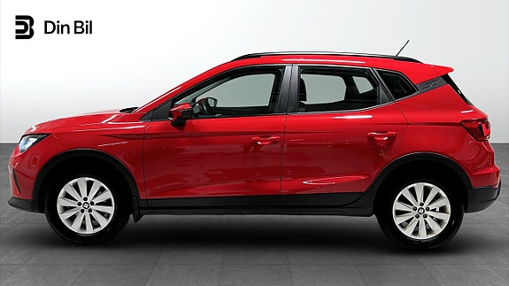 Seat Arona 2 of 5