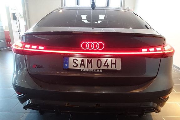 Audi S6 3 of 12