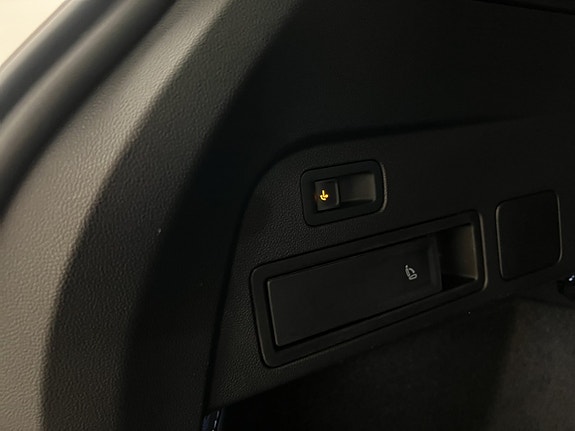 Volkswagen Tiguan Allspace 29 of 30