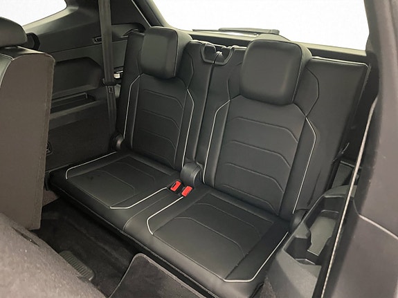 Volkswagen Tiguan Allspace 27 of 30