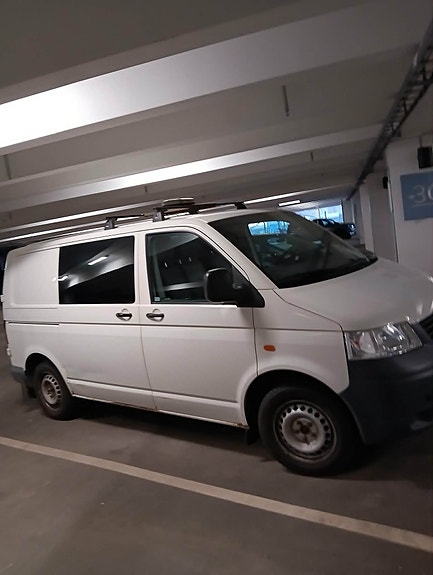 Volkswagen Transporter 4 of 5