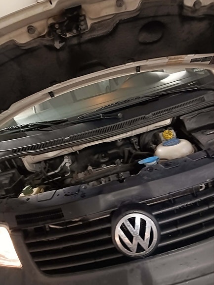 Volkswagen Transporter 8 of 12