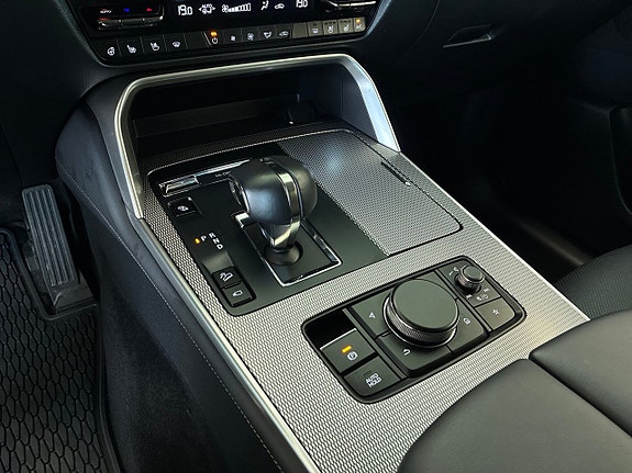 Mazda CX-60 23 of 27