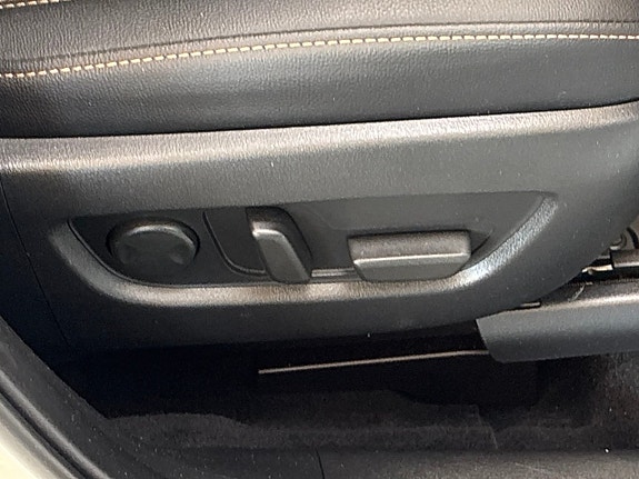 Mazda CX-60 17 of 27