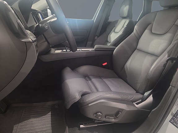 Volvo XC60 6 of 13