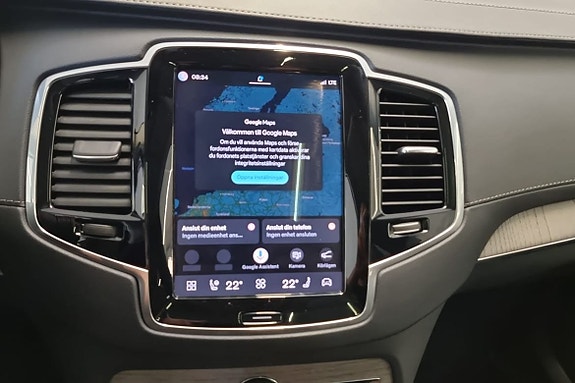 Volvo XC90 15 of 22