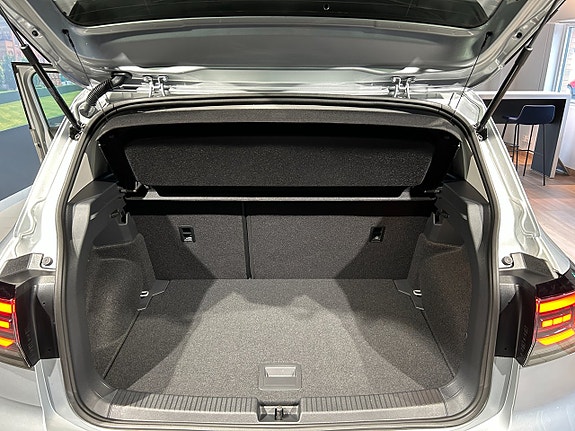 Volkswagen T-Cross 21 of 21