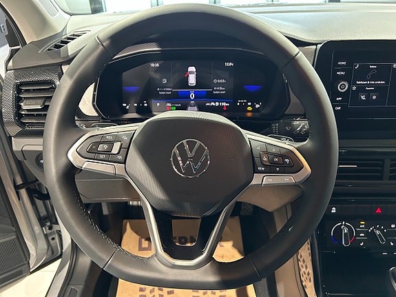 Volkswagen T-Cross 12 of 21