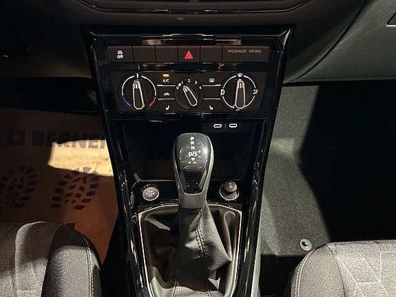 Volkswagen T-Cross 15 of 21