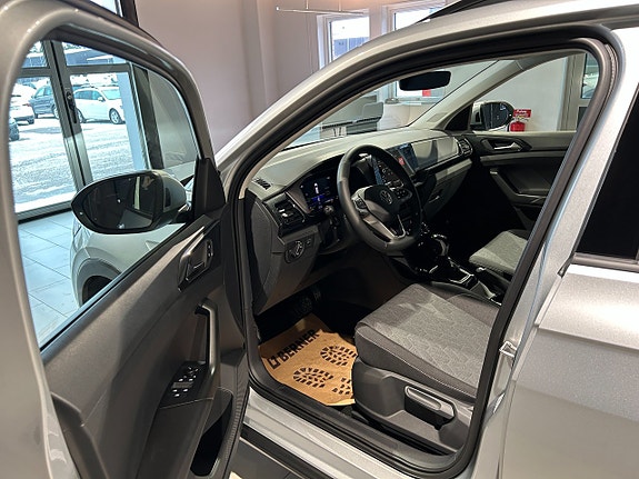 Volkswagen T-Cross 10 of 21