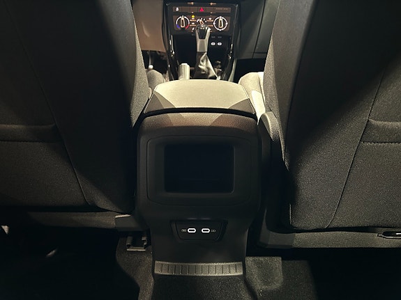 Volkswagen T-Cross 19 of 21