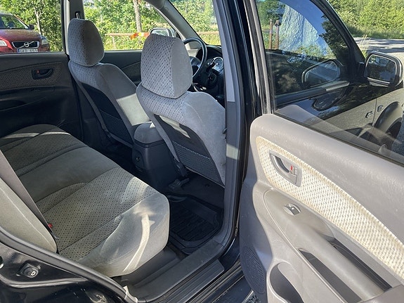 Hyundai Tucson 15 of 19