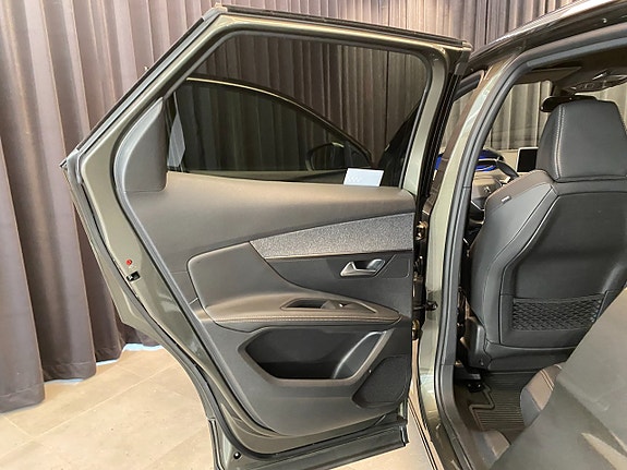 Peugeot 3008 28 of 30