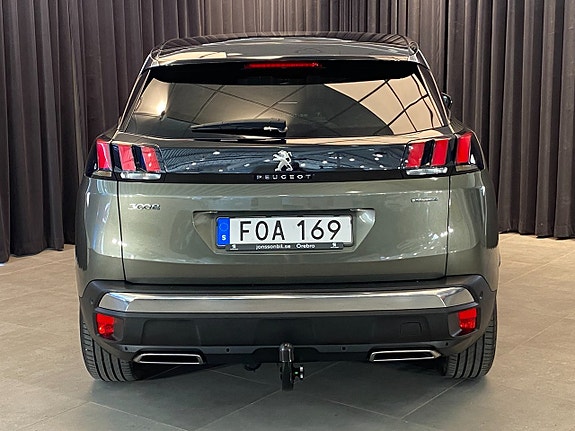 Peugeot 3008 2 of 5