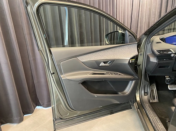 Peugeot 3008 24 of 30