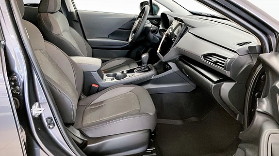 Subaru Crosstrek 3 of 5