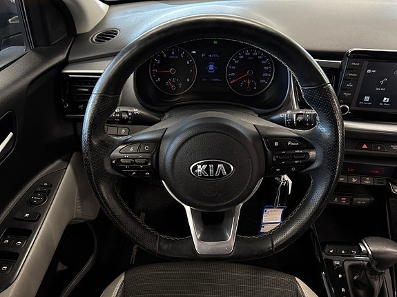 Kia Stonic 18 of 23