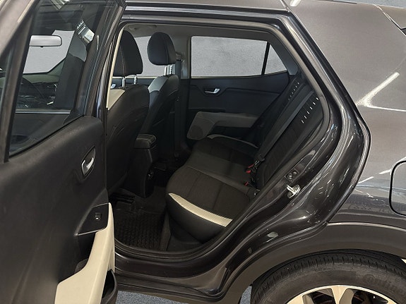 Kia Stonic 11 of 23