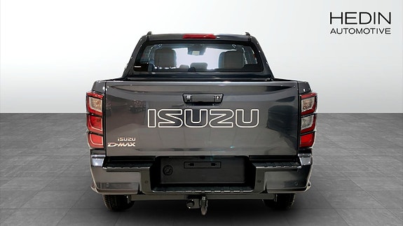 Isuzu D-max 7 of 9