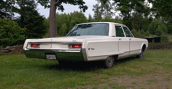Chrysler Newport 7 of 16