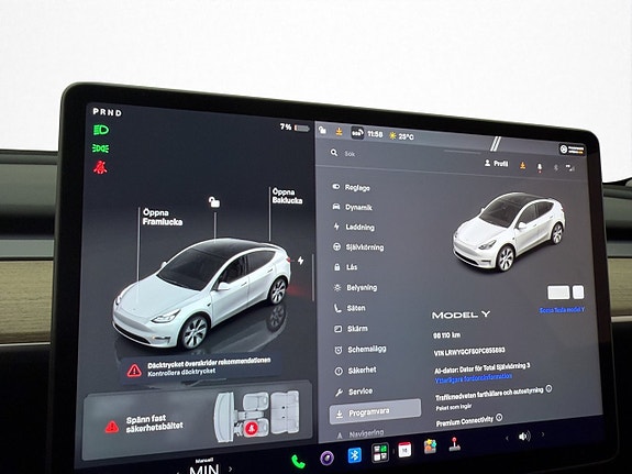 Tesla Model Y 25 of 30