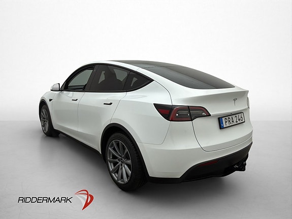 Tesla Model Y 6 of 30