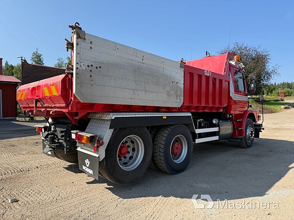 Tippbil Scania T143H V8 6x2 5 of 27