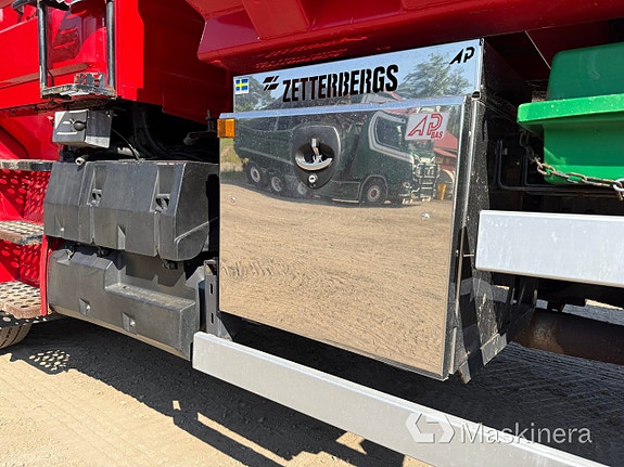 Tippbil Scania T143H V8 6x2 26 of 27