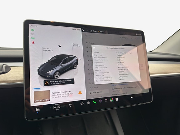 Tesla Model Y 22 of 30