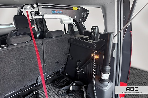 Ford Connect Tourneo 19 of 21