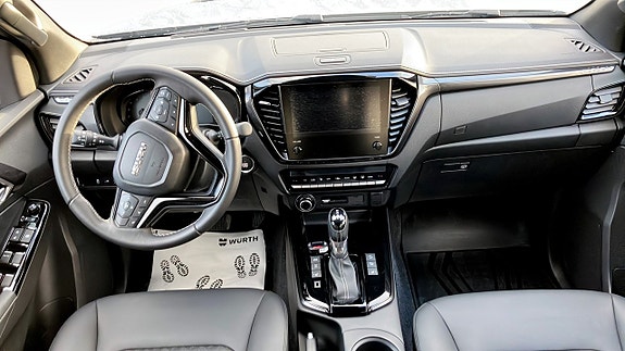 Isuzu D-max 4 of 9