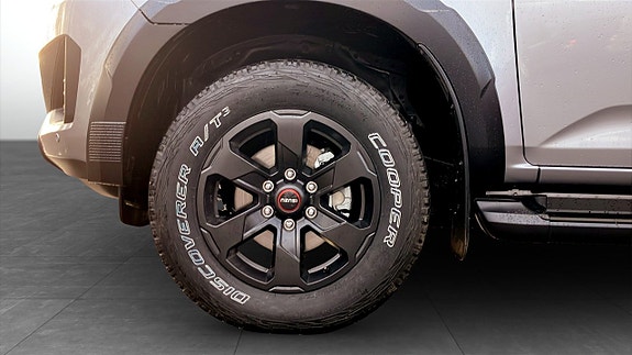 Isuzu D-max 9 of 9