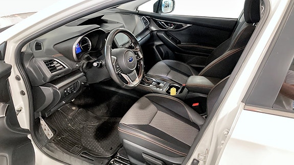 Subaru XV 4 of 5