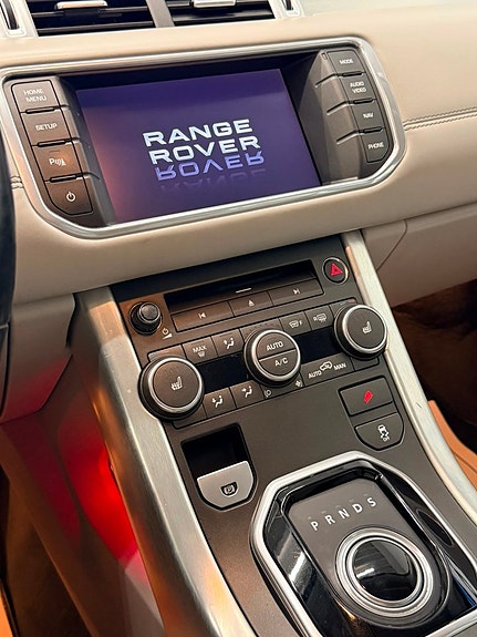 Land Rover Range Rover Evoque 15 of 20