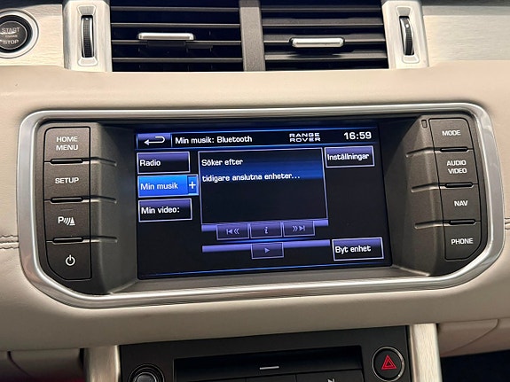 Land Rover Range Rover Evoque 14 of 20
